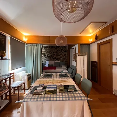 Vistahermosa Ii Apartment *